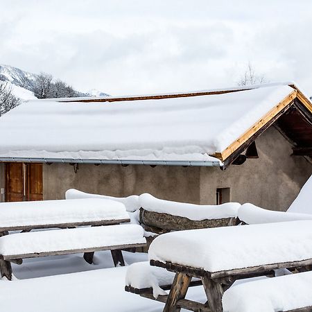 Langley Hotel La Vieille Ferme Ла-Саль-лез-Альп Экстерьер фото