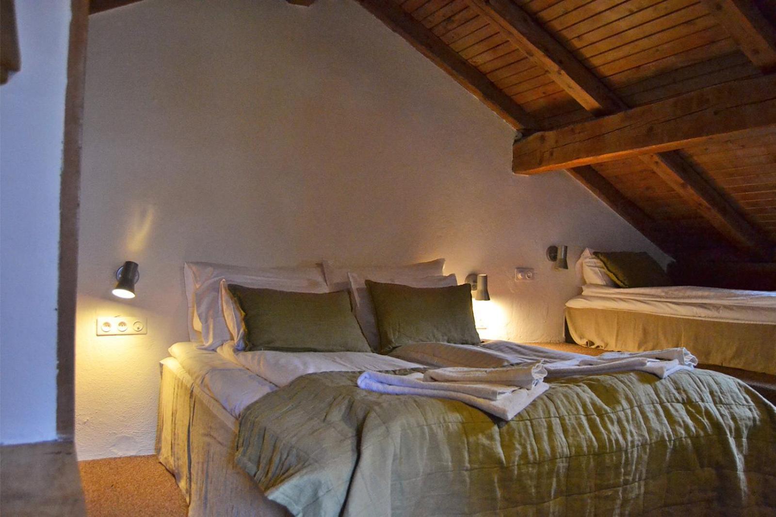Langley Hotel La Vieille Ferme Ла-Саль-лез-Альп Экстерьер фото
